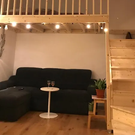 Downtown Apartment *